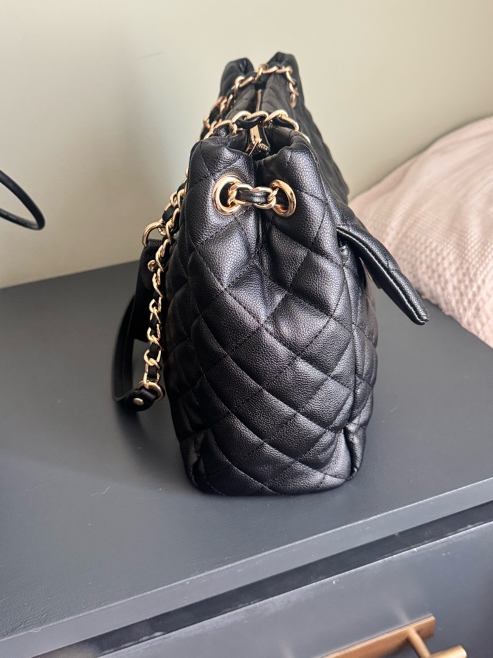 Ello Black diamond Quilted “Shirley”Shoulder Bag Vegan caviar texture Leather - Picture 7 of 16